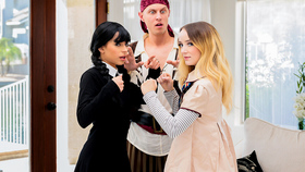 Megan Vs Wednesday - S31:E3